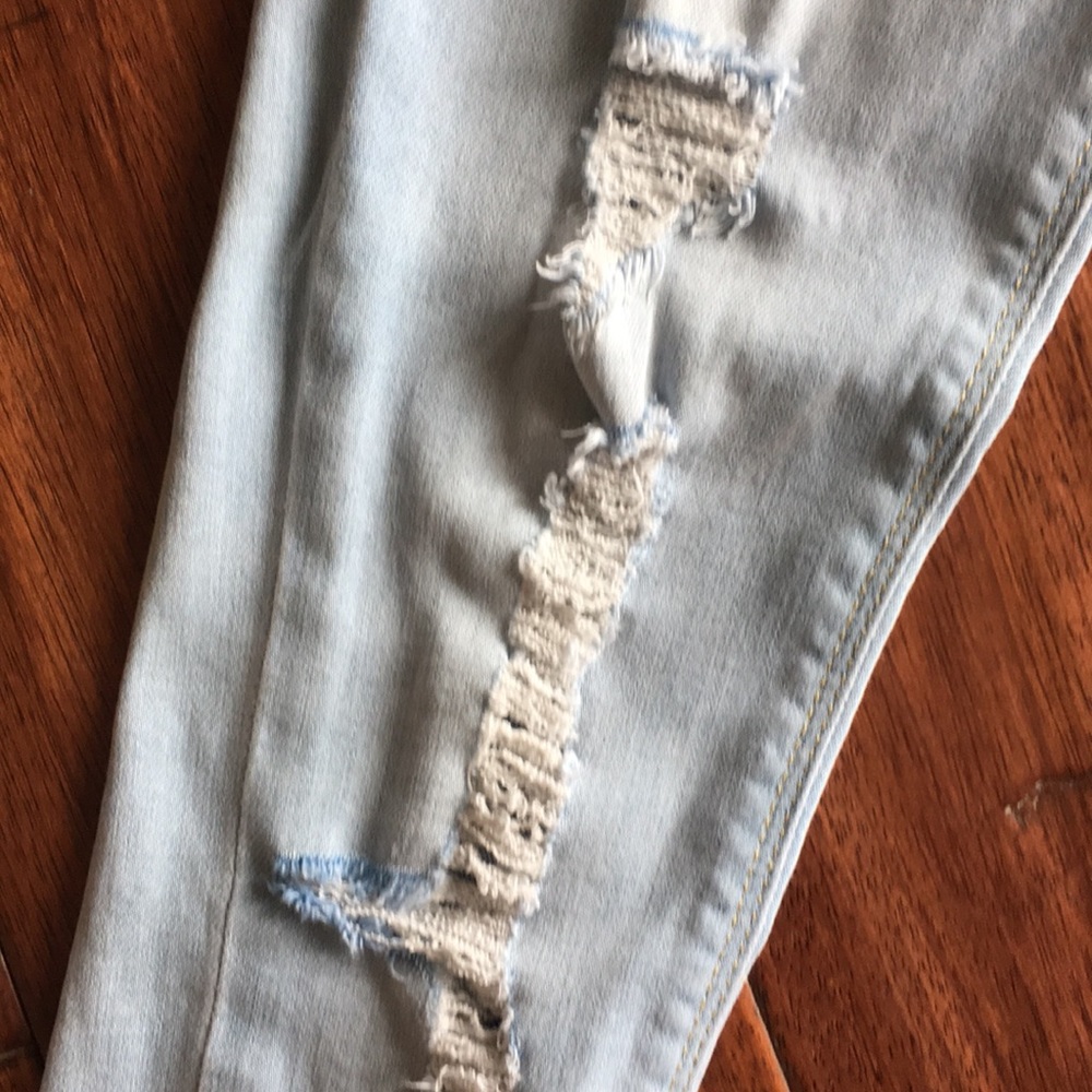 Express Skinny Ripped Jeans - Picture 2 of 3